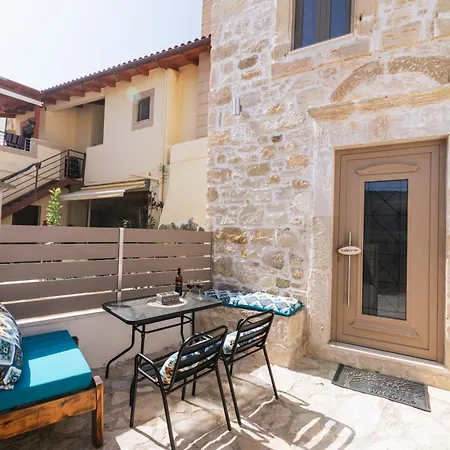Holiday home Faidra House Vori
